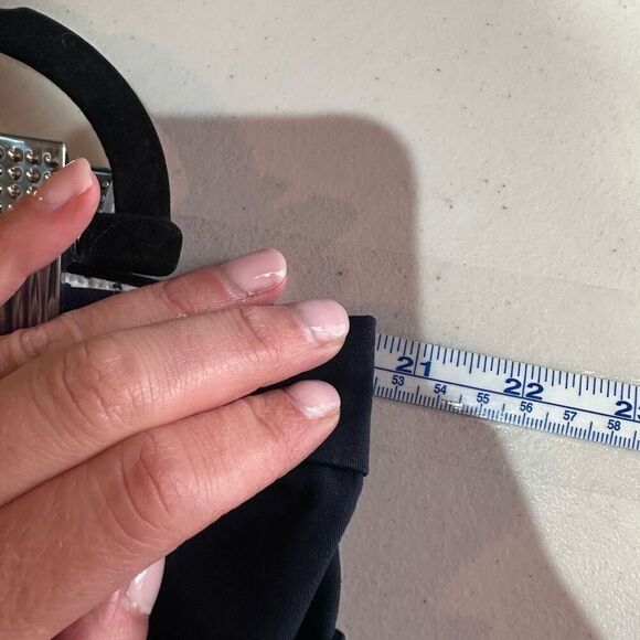 NWT Talbots Perfect Skimmer Blue Capri Pants Size 18 Button Hem XL Pedal Pusher - Picture 8 of 13